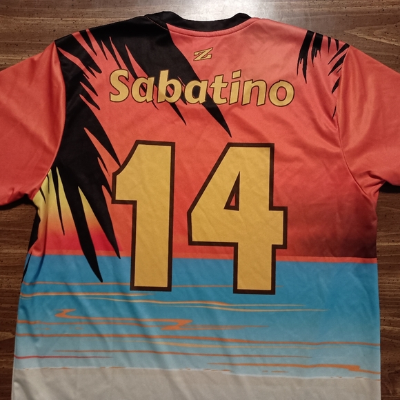 PSYDUCK SOCCER JERSEY T-SHIRT - Medium // Pokemon game sports tee shirt - Picture 7 of 7